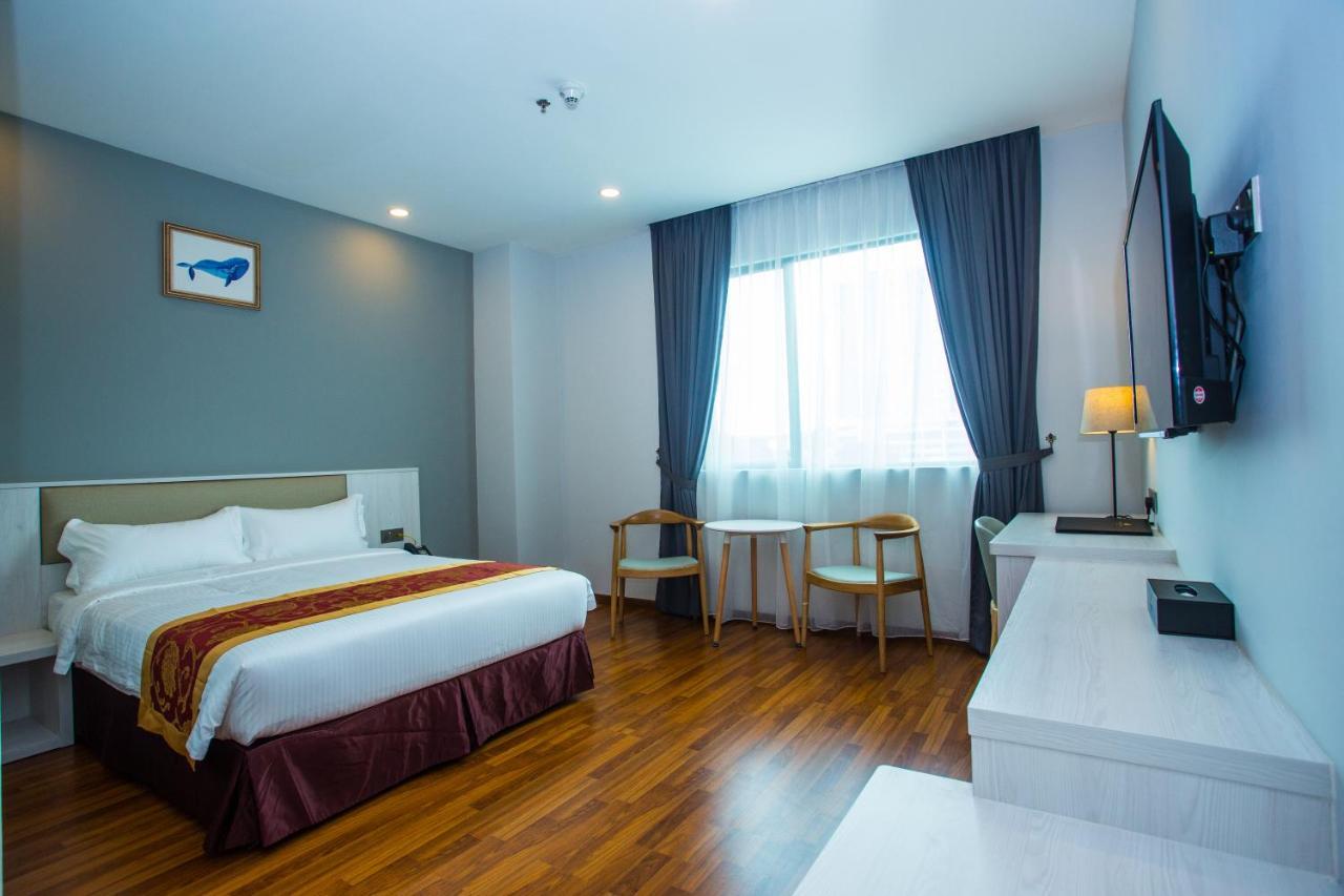 Austin Park Hotel Johor Bahru Bagian luar foto