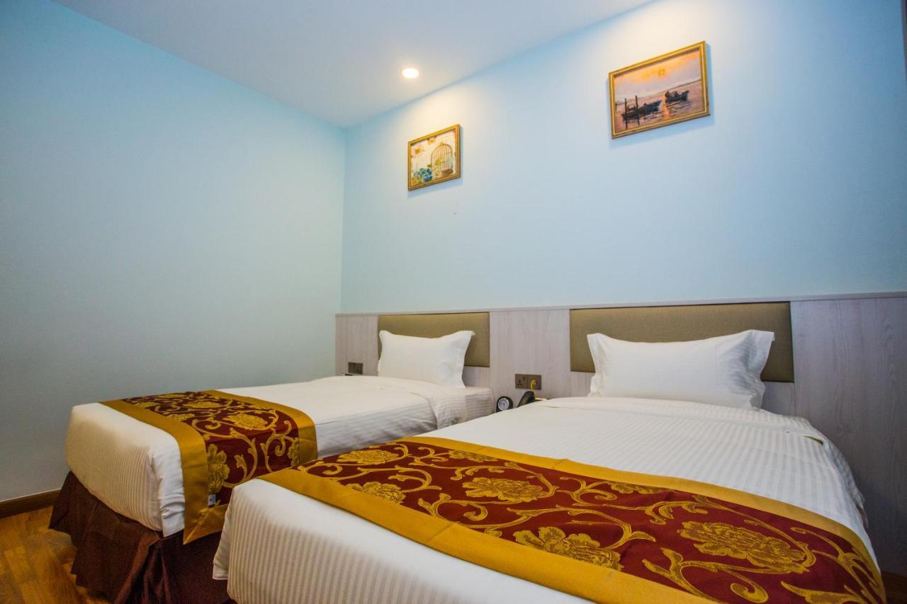 Austin Park Hotel Johor Bahru Bagian luar foto