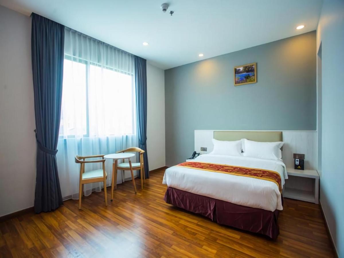 Austin Park Hotel Johor Bahru Bagian luar foto