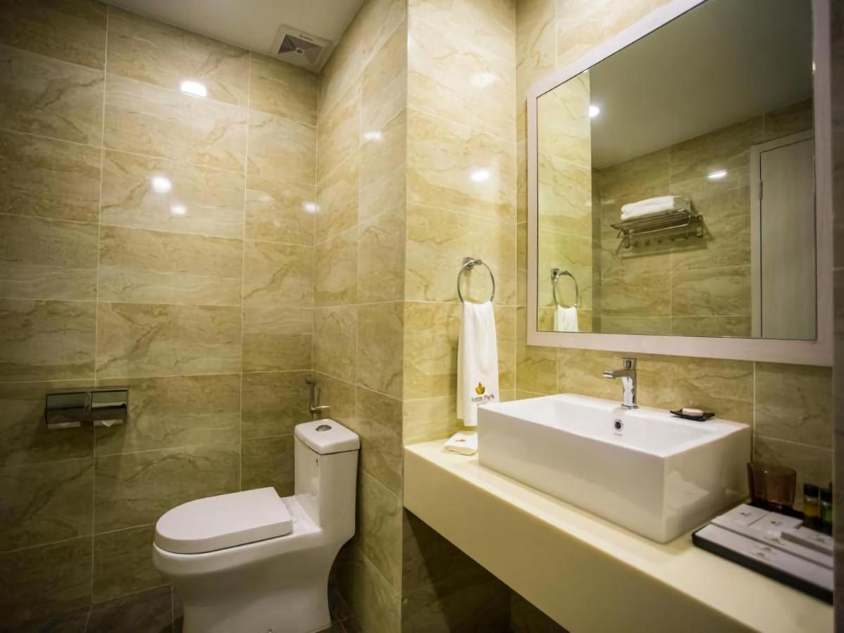 Austin Park Hotel Johor Bahru Bagian luar foto