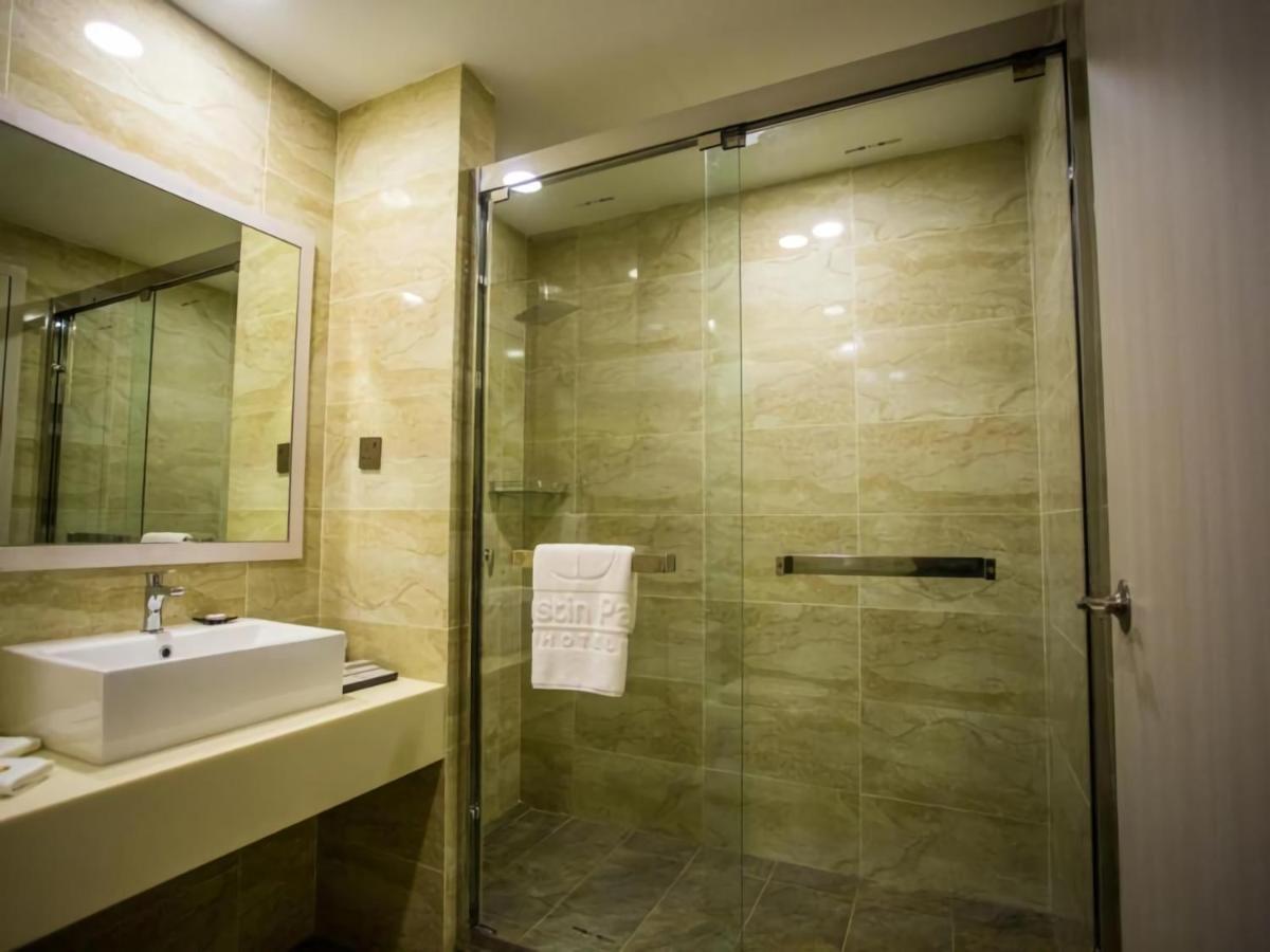 Austin Park Hotel Johor Bahru Bagian luar foto