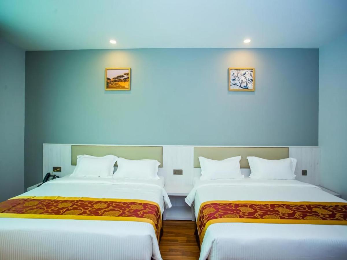 Austin Park Hotel Johor Bahru Bagian luar foto